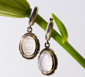 Styling Tips: How to Wear Silver Jewelry for Every Occasion